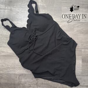 Summermae Maternity Textured Lace Up One Piece Swimsuit Black NWT Size 10
